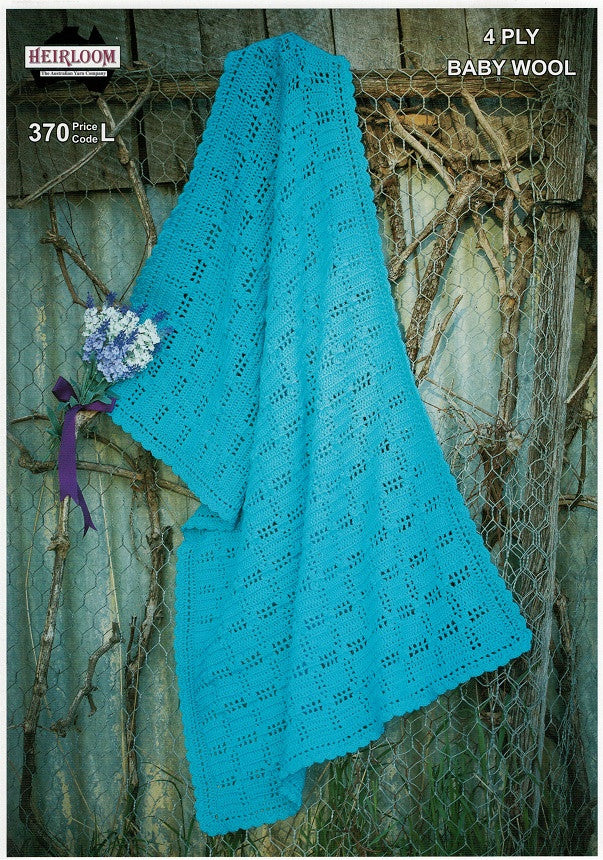Heirloom 370 - Babies Blanket with lovely lace pattern in 4-ply / Fingering
