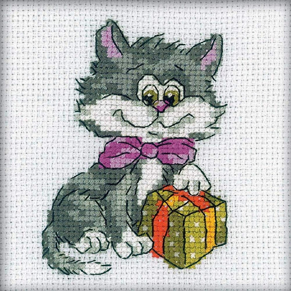 RTO Cross Stitch Kit - Kitty with Present