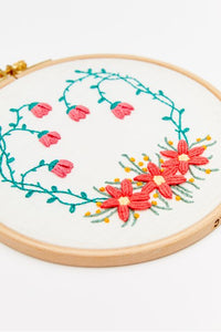 DMC Embroidery Kit - Bouganvilliers Garden (includes hoop!)