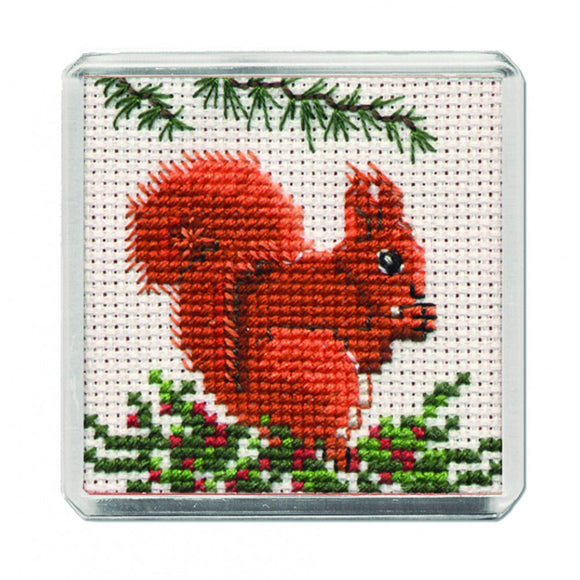 British Textile Heritage Cross-stitch Magnet kit - Red Squirrel