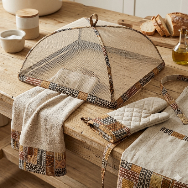Kete - New Zealand Traditional Maori weaving patterns