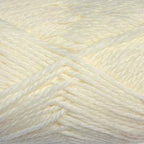 Close up sample of New Zealand Merino Yarn in Powder White