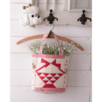 Quilts Japan Magazine Volume 197, Spring 2024  (Japanese Language Edition)