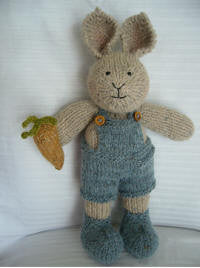 Knitting kit - Peter Rabbit