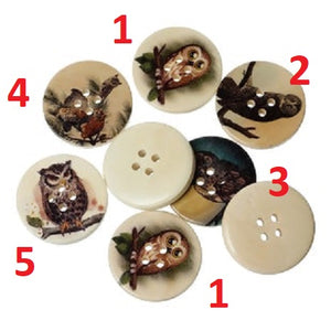 Wooden Buttons - 5 Owl patterns on lacquered wood